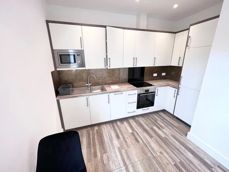 Flat Bridgeford Court in Milton Keynes