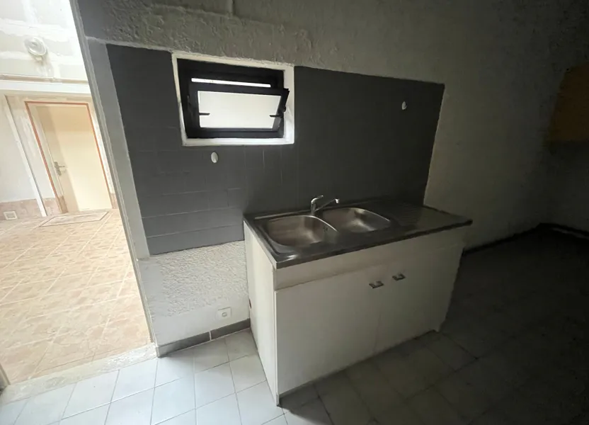 Maison D 204 à Montrol-Sénard