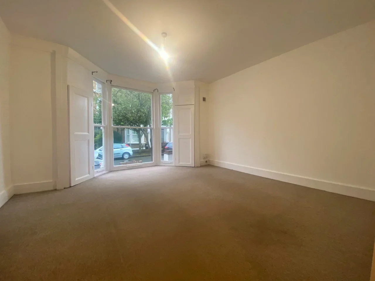 Flat Reighton Road in Greater London