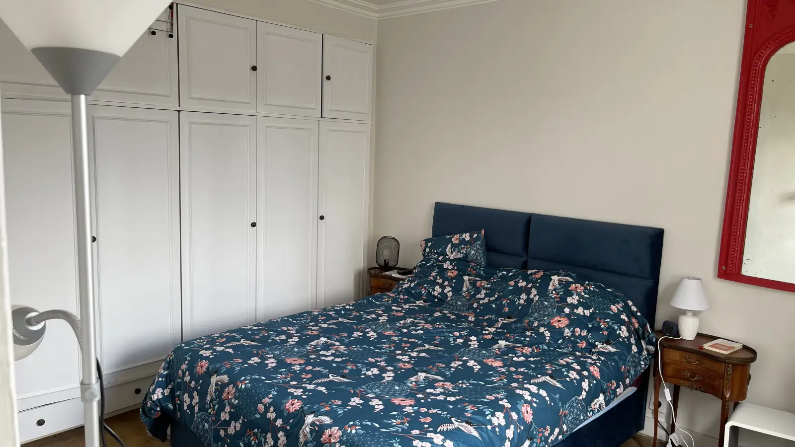 Flat Rue Jean Nicot in Paris
