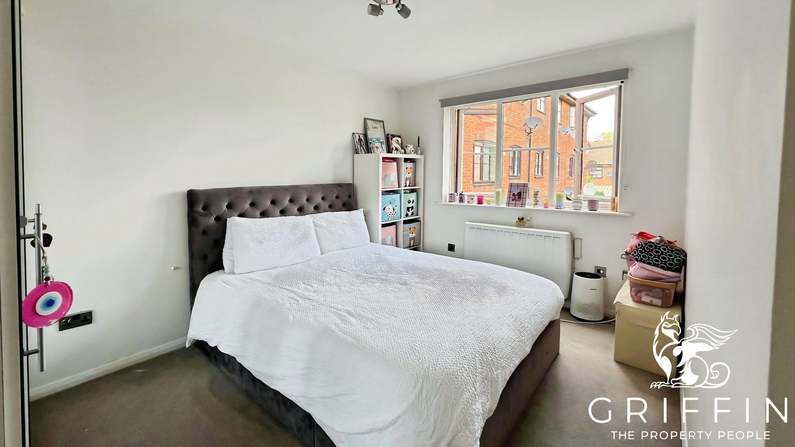 Flat Curzon Drive in Grays