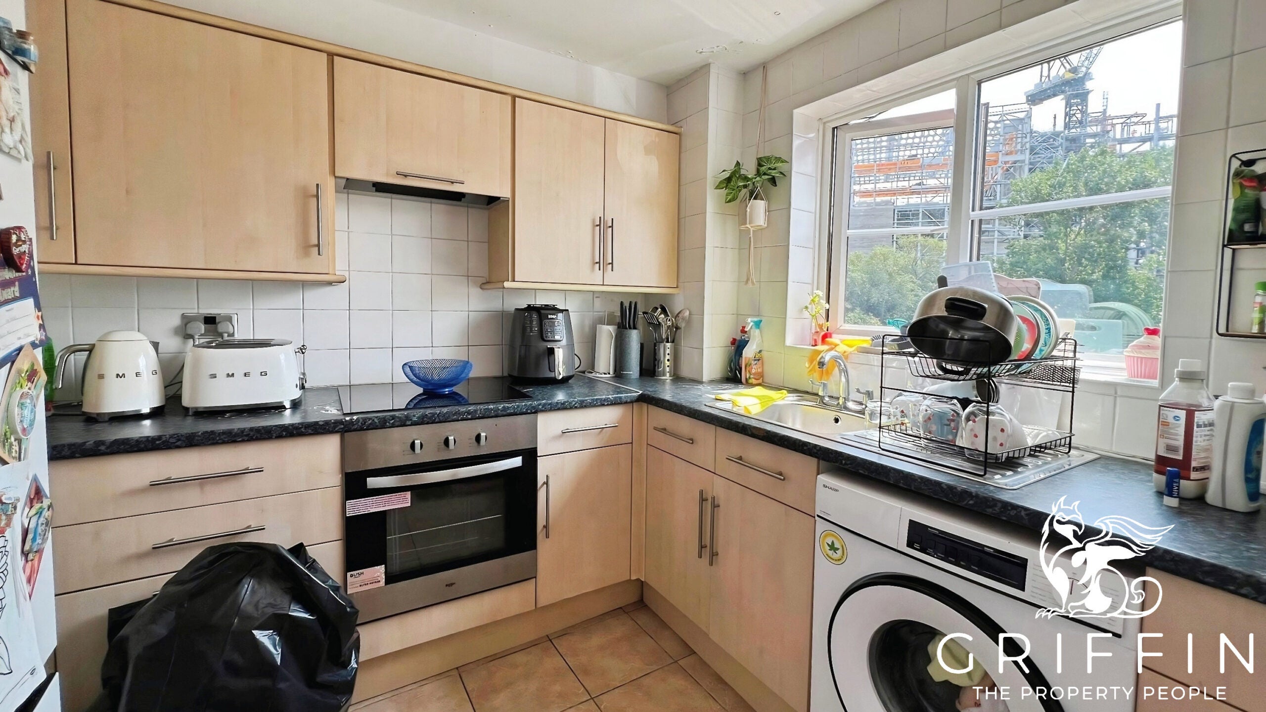 Flat Curzon Drive in Grays