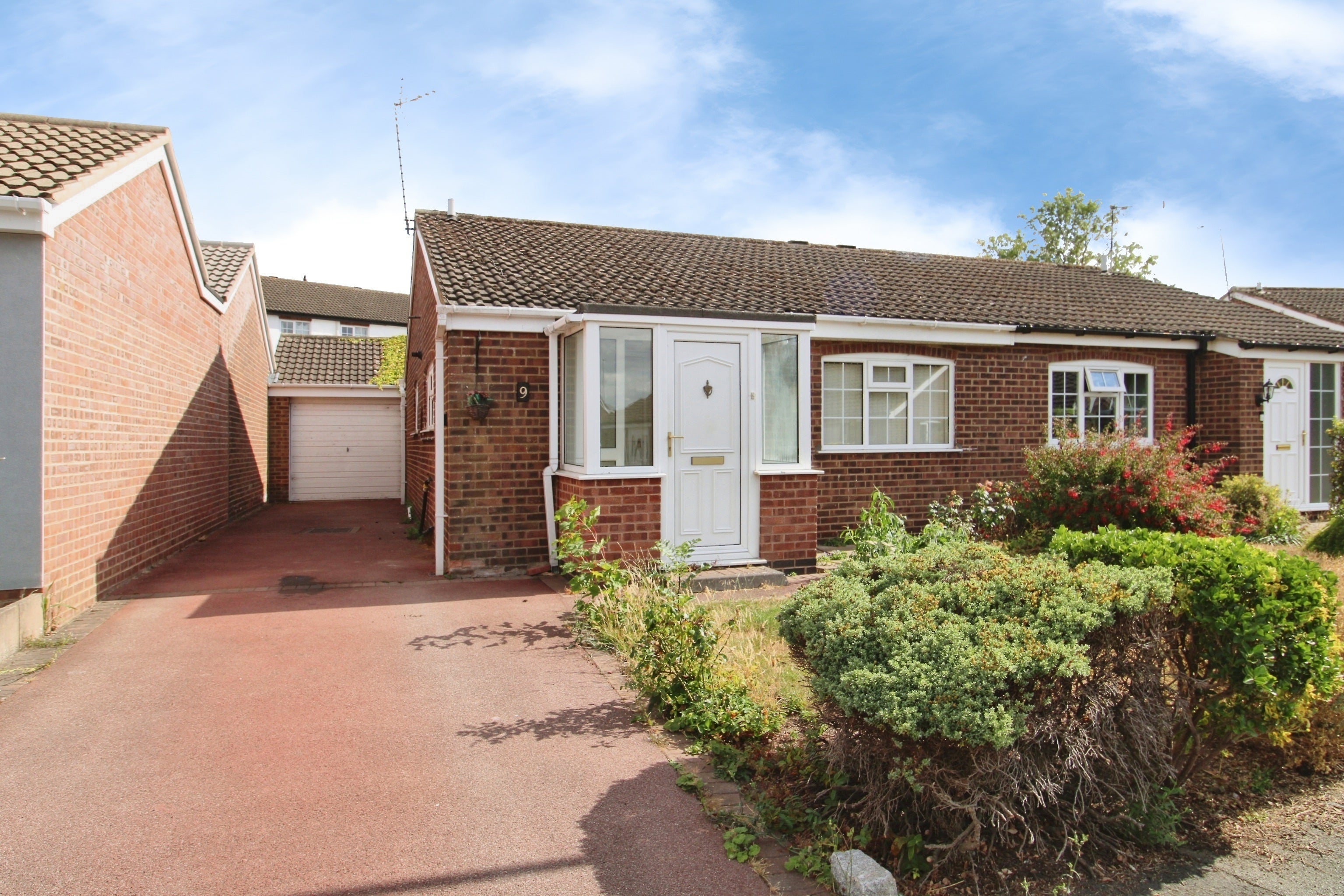 House Atherstone Close in Oadby
