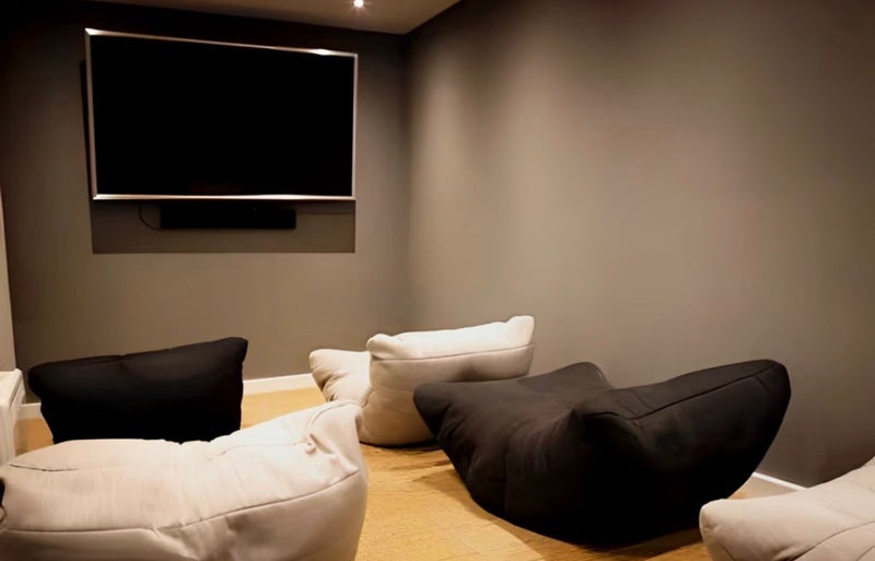 Room Cromwell Range in Manchester