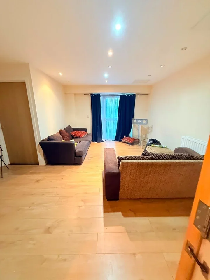 Flat Brighton Road in Greater London