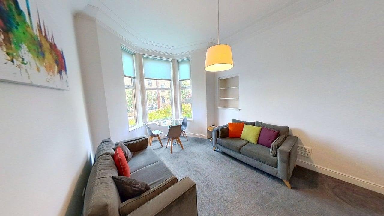 Flat Oban Drive in Glasgow