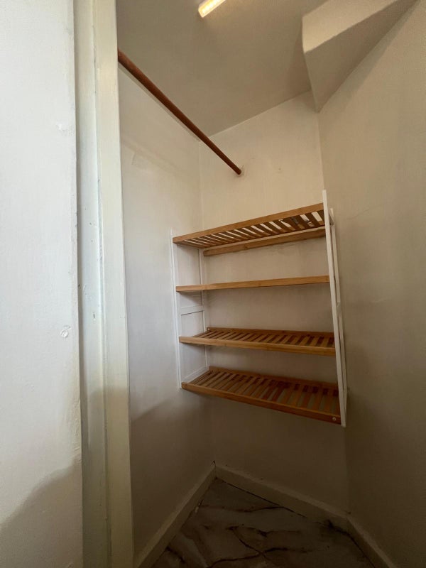 Room Belsize Avenue in Greater London