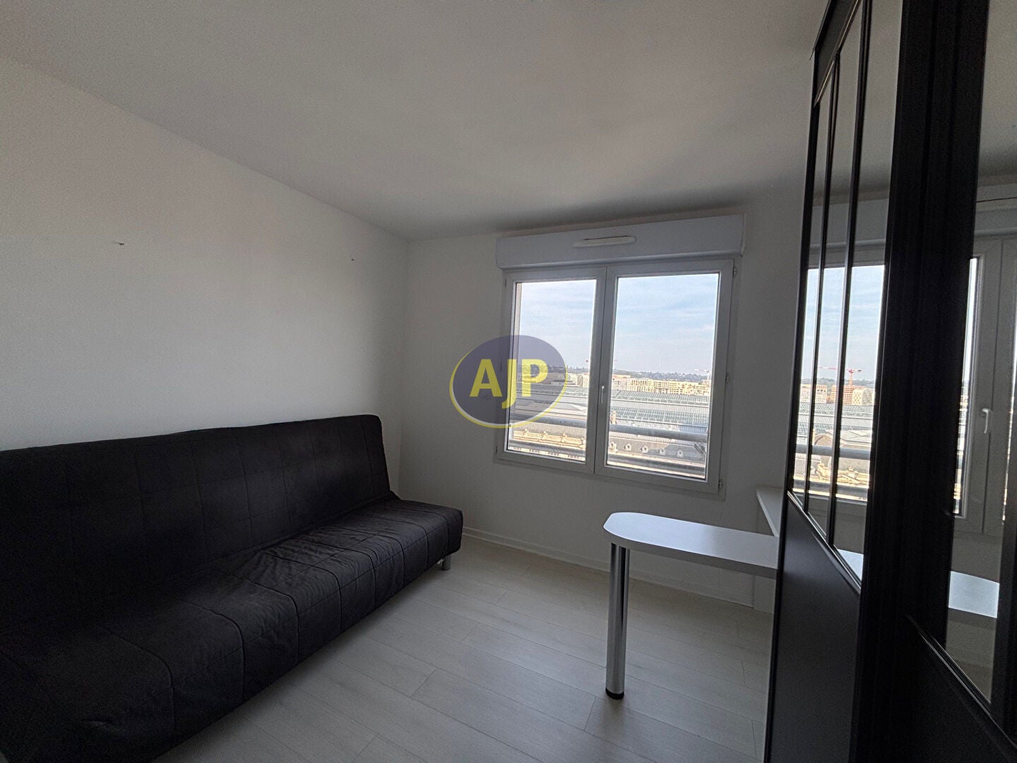 Appartement Route du Coustinet à Cours-de-Pile