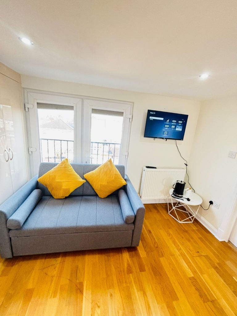 Room Park Avenue in Greater London