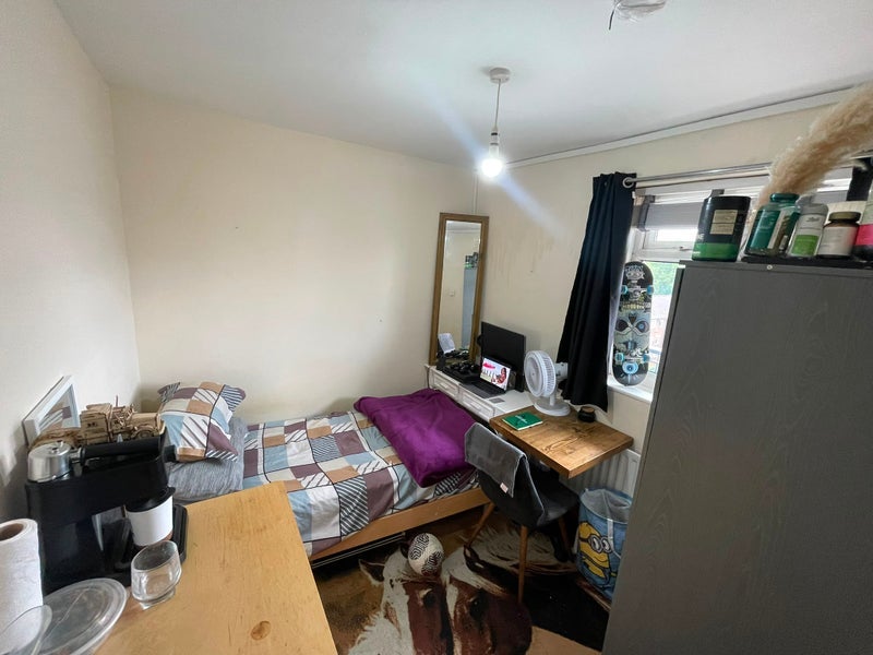 Room Beckway Street in Greater London