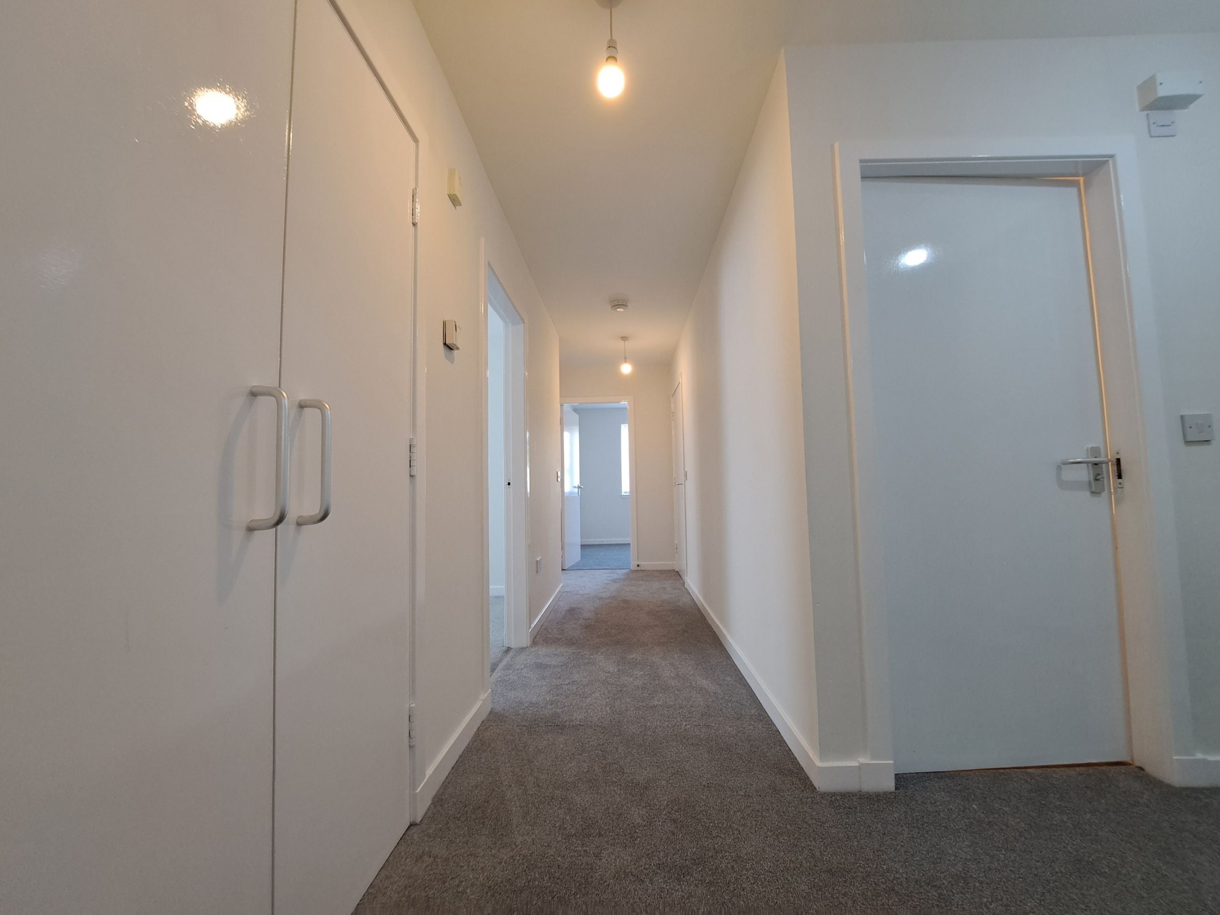 Flat Burdiehouse Terrace in City of Edinburgh