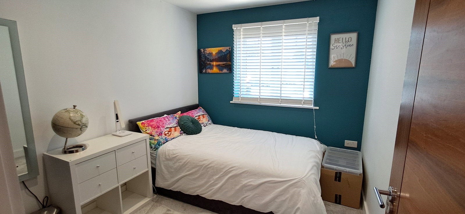 House Woodcote Close in Hertsmere