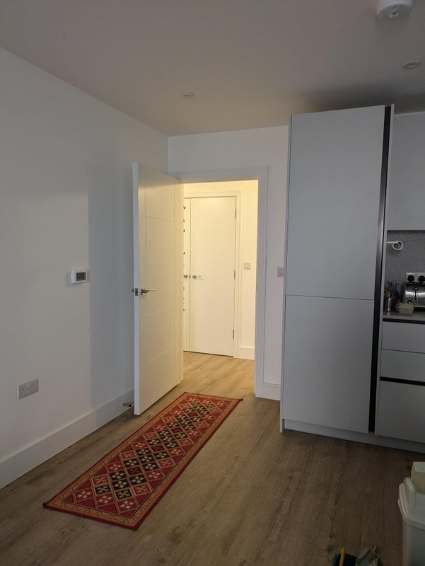 Room Croham Valley Road in Greater London