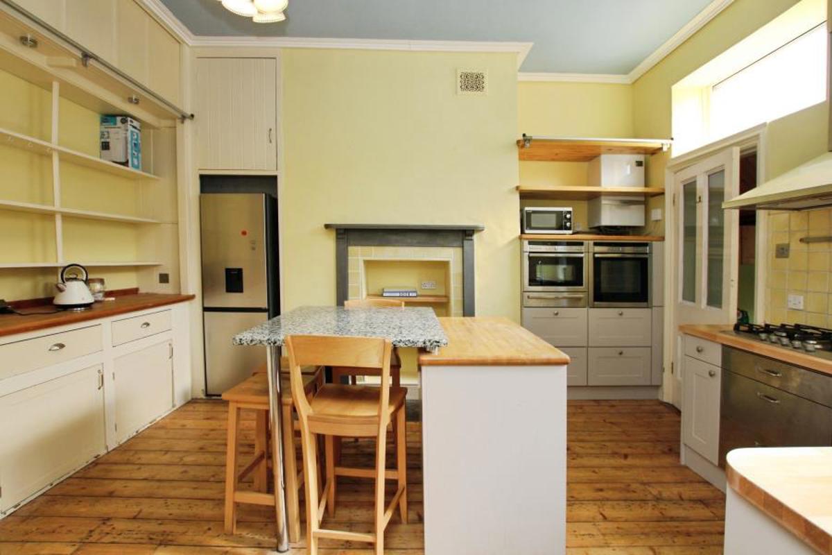 Flat Downleaze in Bristol
