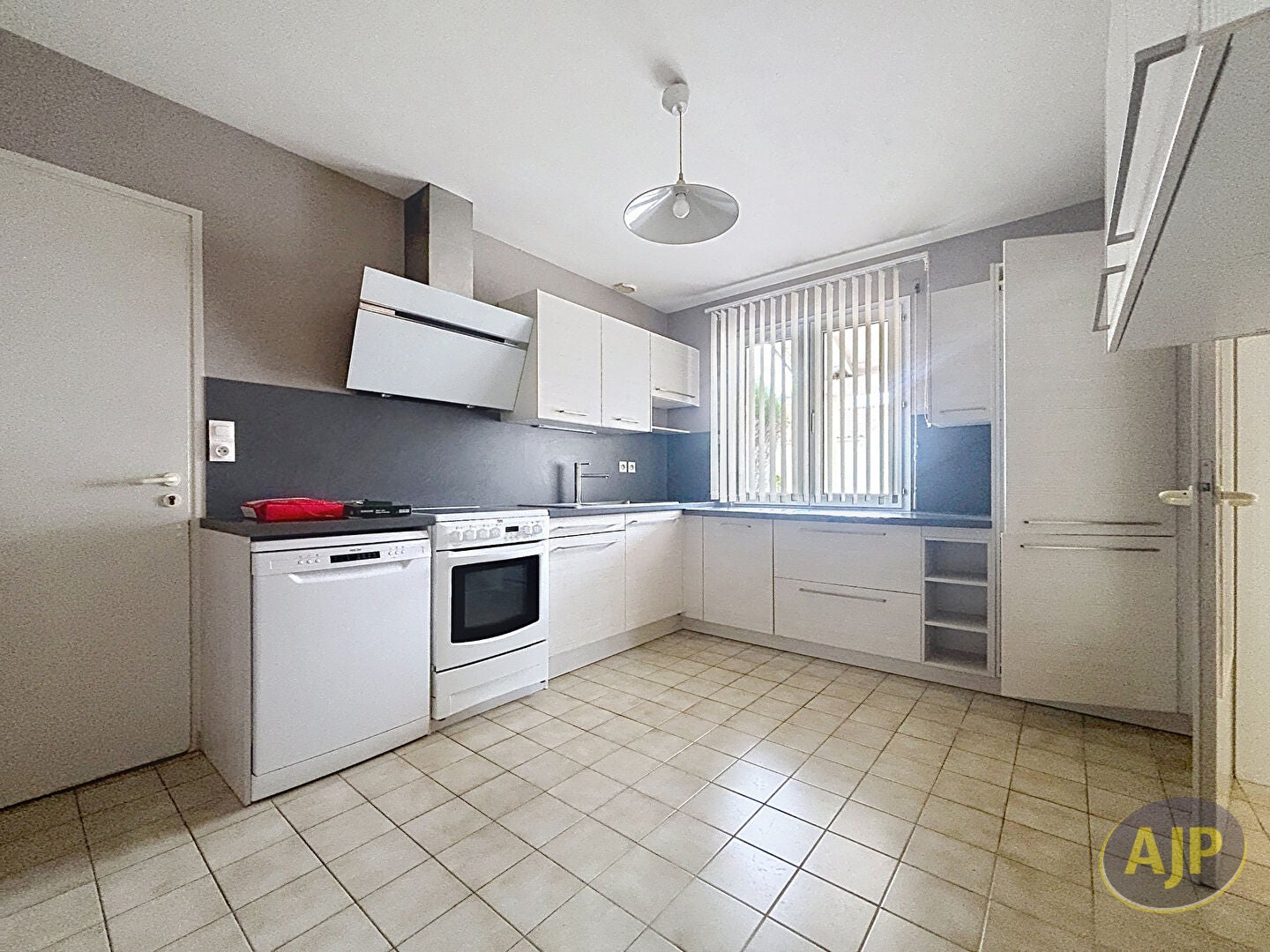 House D 32a in Lignac