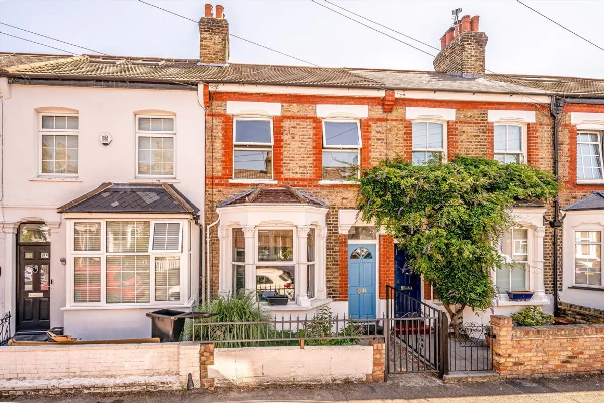 House Linden Road in Greater London