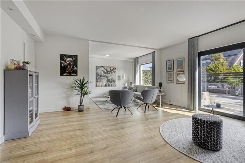 Tussenwoning te koop: Bordewijkstraat 37, Alkmaar