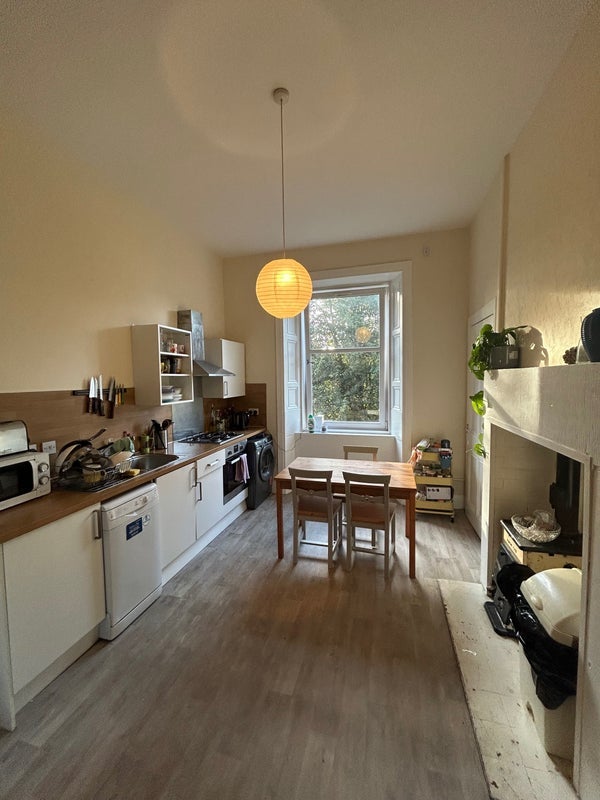 Room Polwarth Gardens in City of Edinburgh
