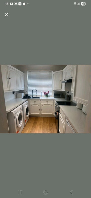 Room Lower Road in Greater London