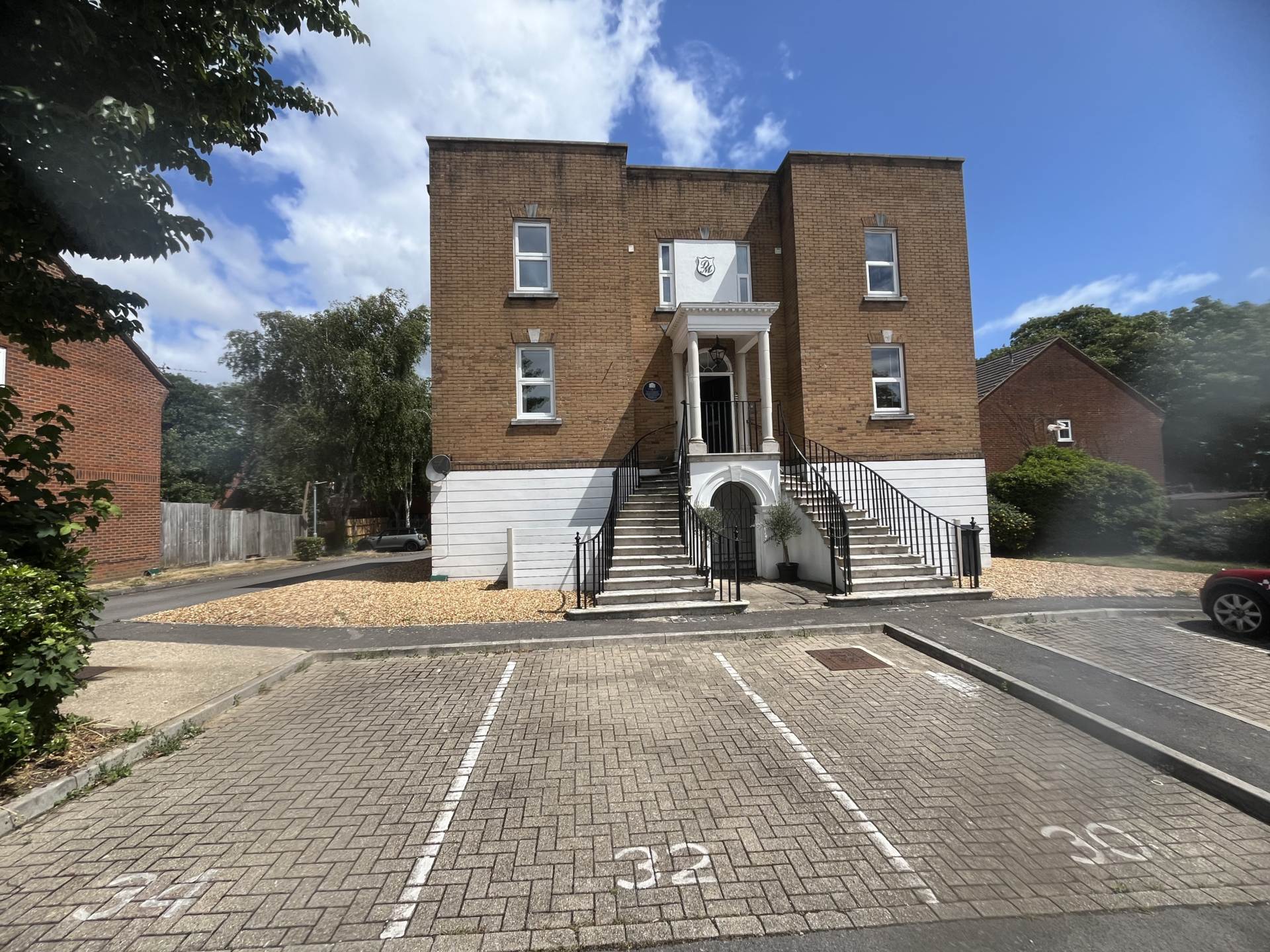 Flat Douglas Mews in Bournemouth