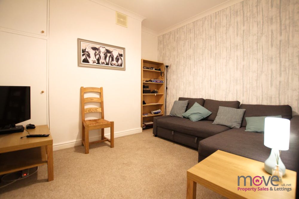 Room Saint Pauls Street North in Cheltenham