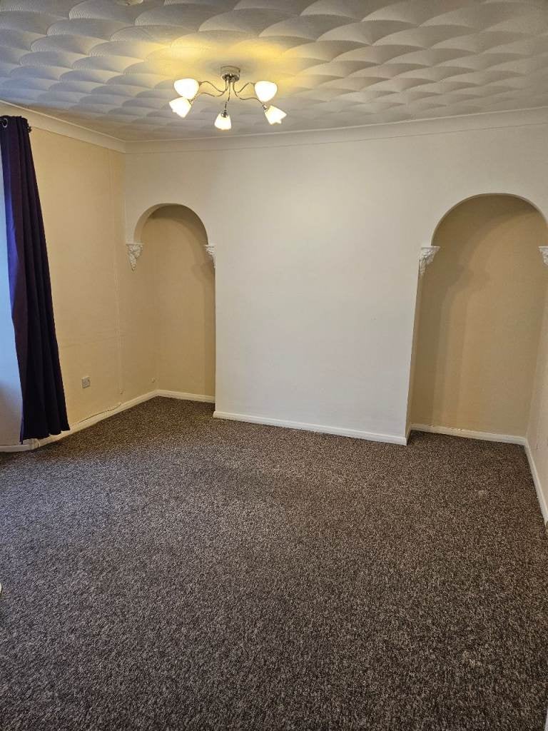 Flat Wellington Street in Torpoint