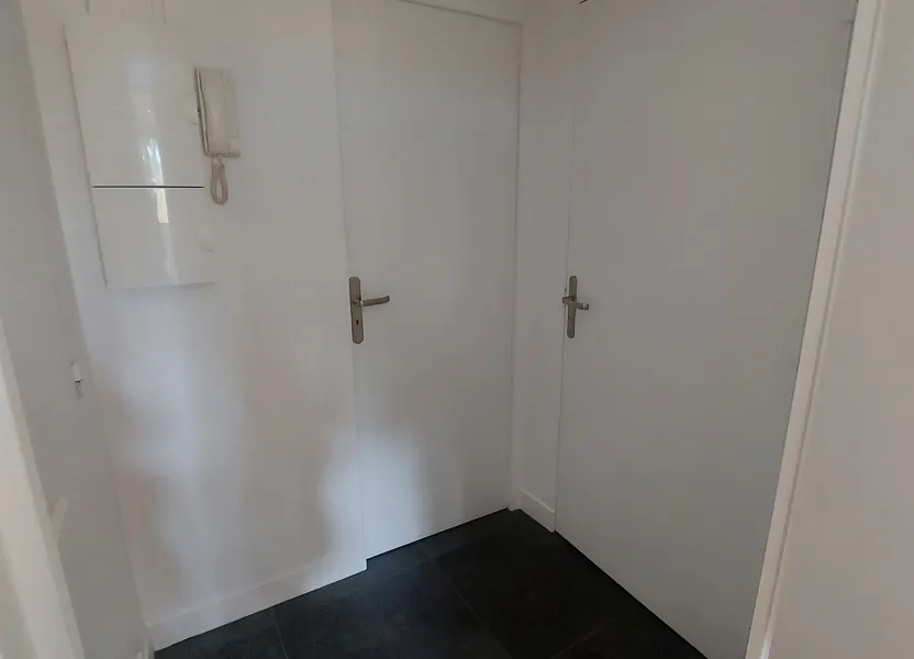 Chambre Rue de la Justice à Sèvres