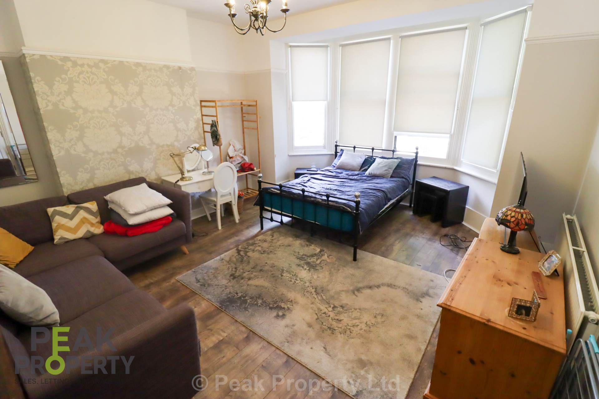 Room Alexandra Road in Southend-on-Sea
