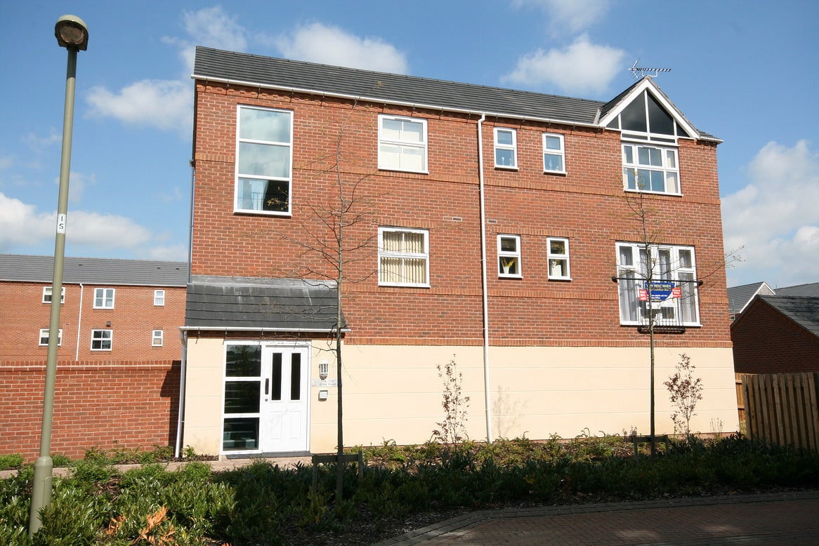 Flat Alma Road in Cherwell District