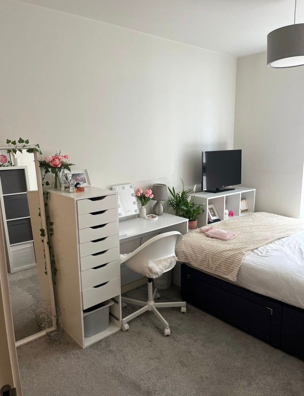 Room Stanley Street in Salford