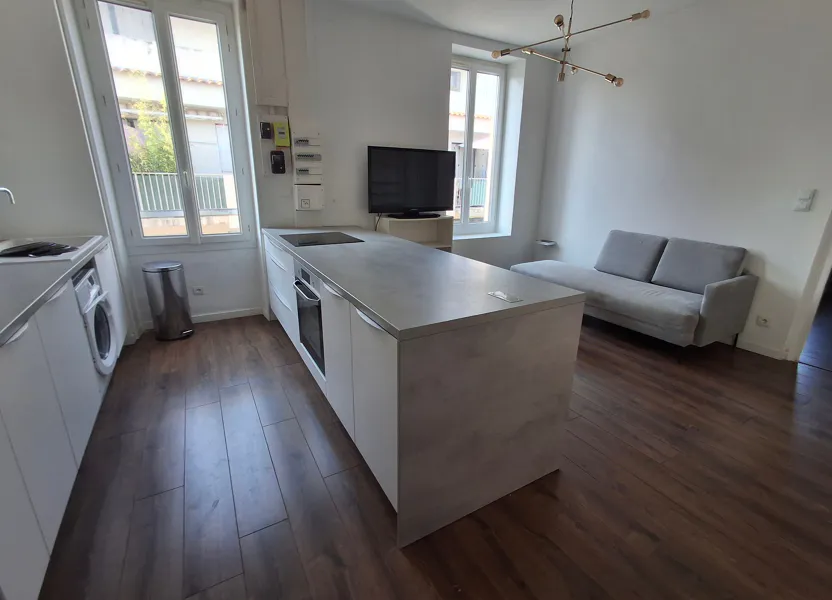 Appartement Rue Robert Schuman à Nîmes