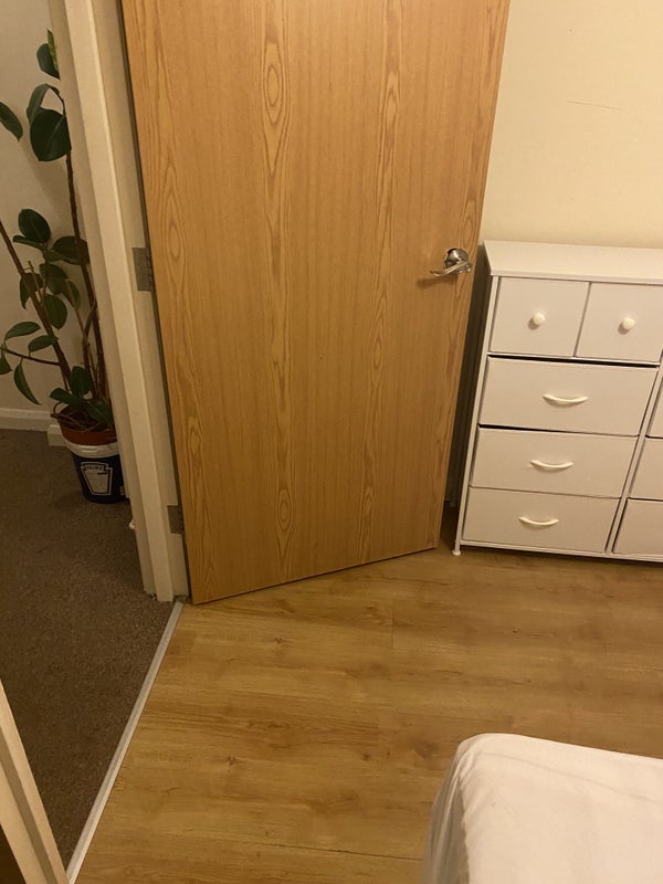 Room Messina Avenue in Greater London
