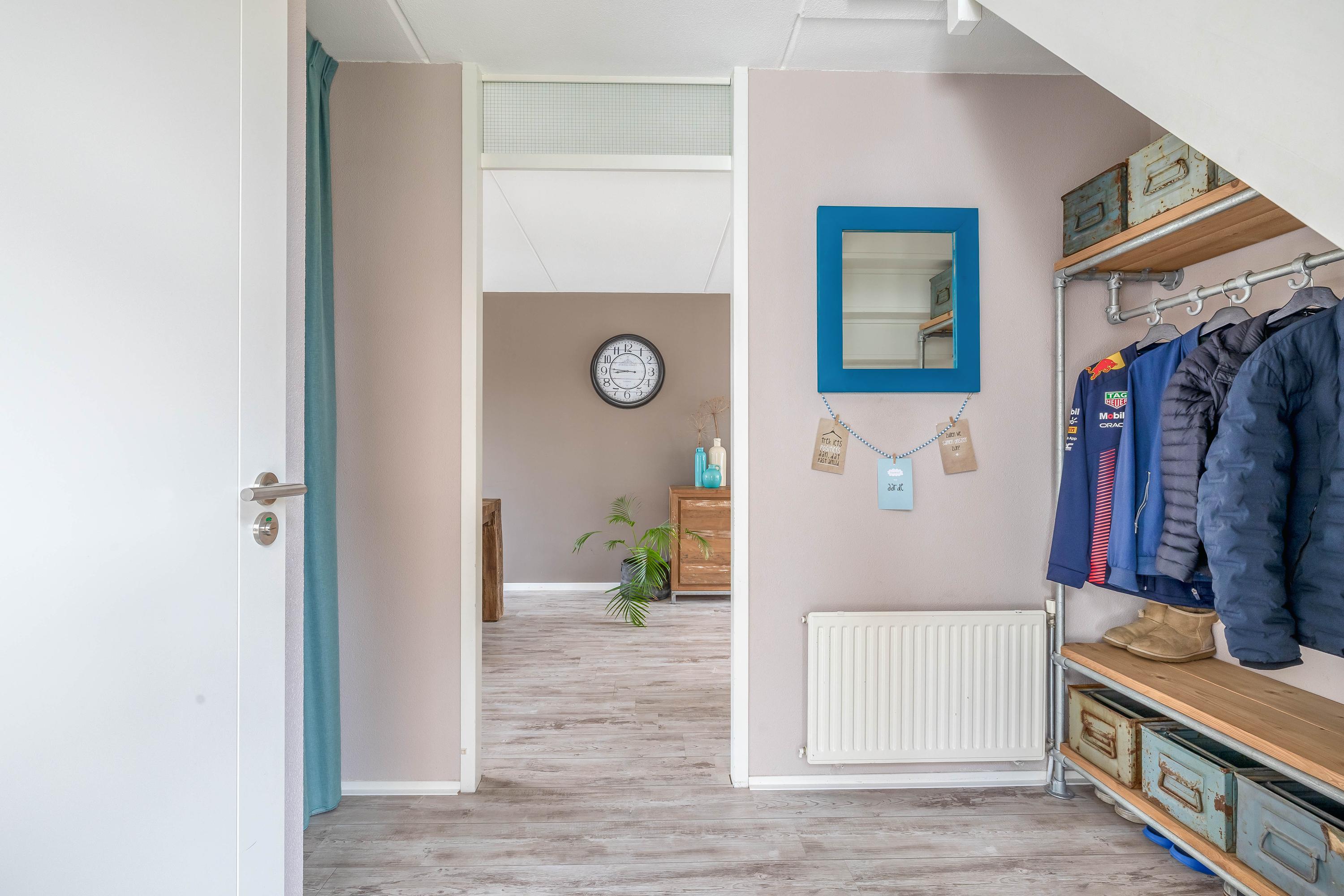 Twee-onder-één-kap te koop: Buitenbaardt 10, Lemmer