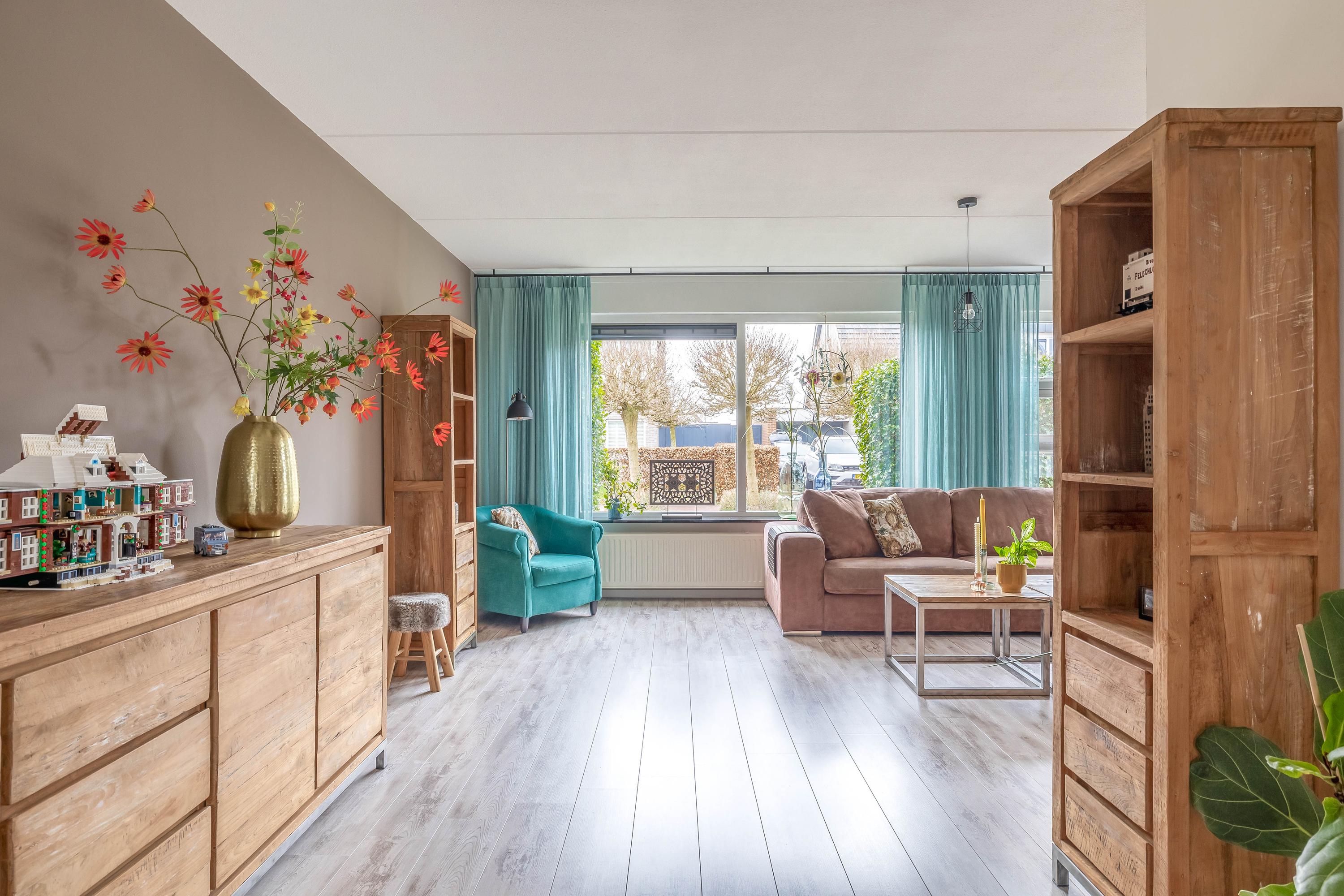 Twee-onder-één-kap te koop: Buitenbaardt 10, Lemmer