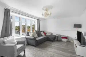 House Alderwood Drive in Epping Forest
