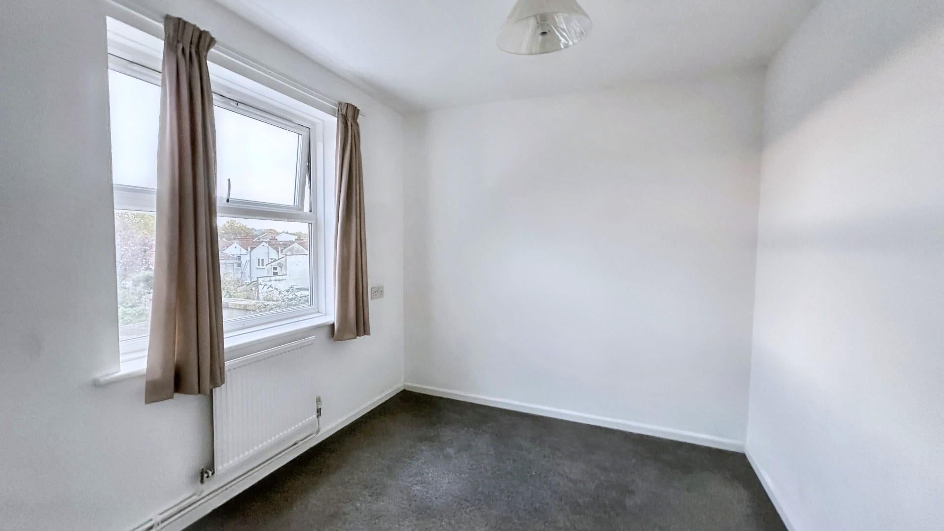 Flat Perry Street in Bristol