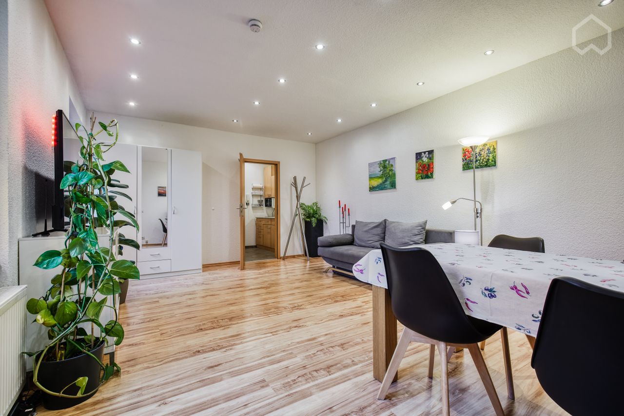 Wohnung Mülheimer Straße in Düsseldorf