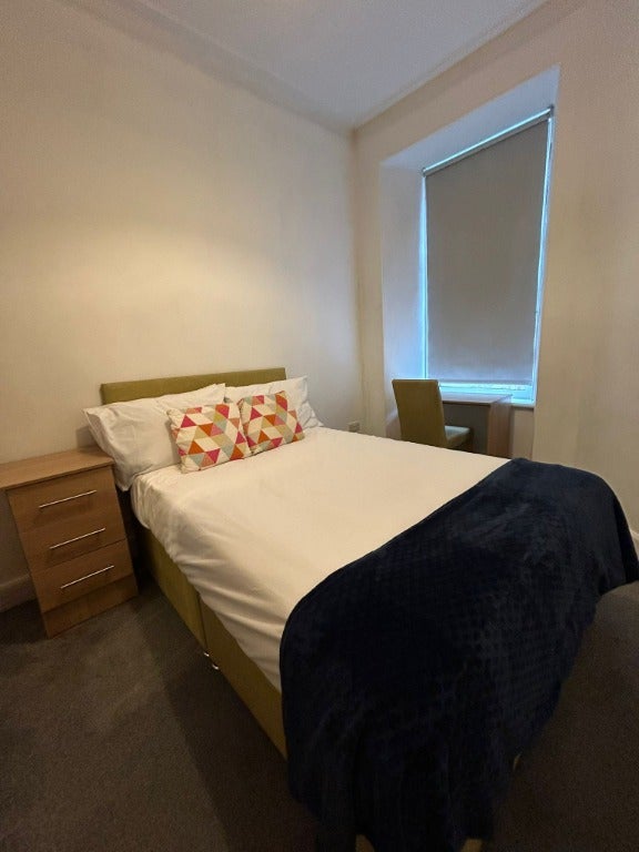 Room Bellefield Avenue in Dundee