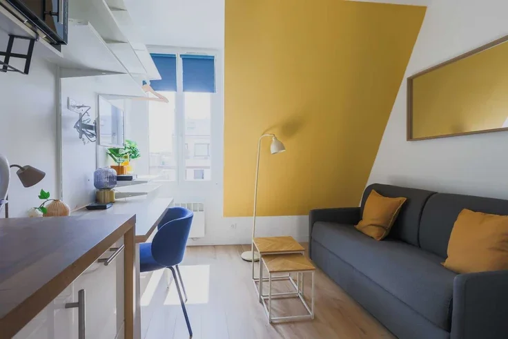 Flat Rue du Faubourg Saint-Martin in Paris