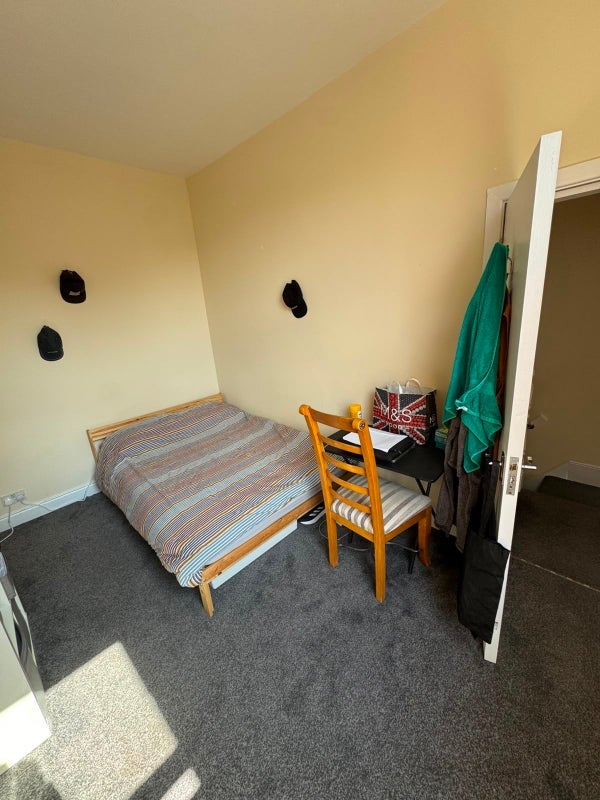 Room Khartoum Street in Manchester