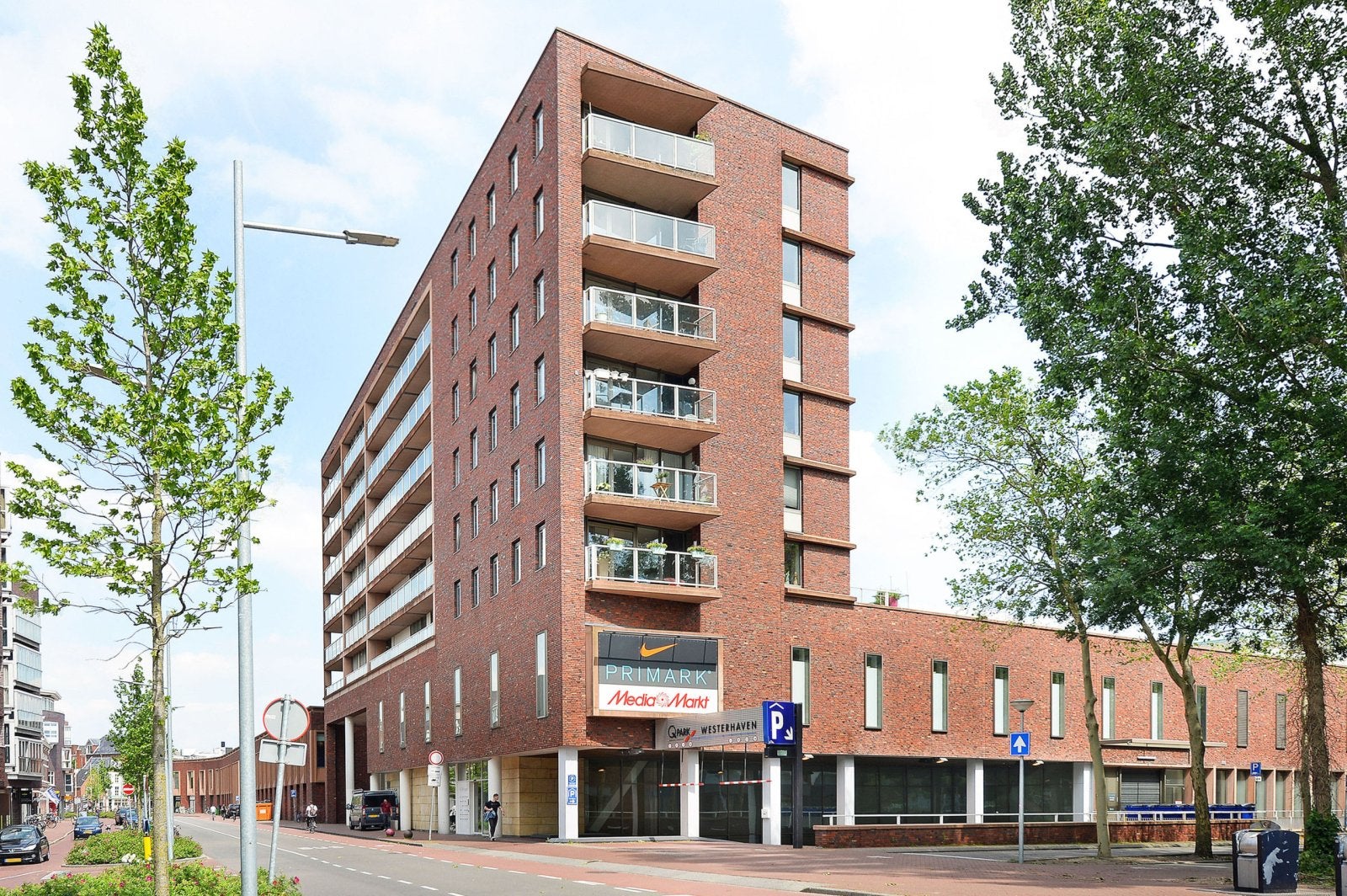 Flat Westerhaven in Groningen