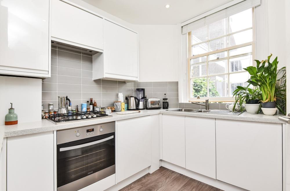 Flat Brendon Street in City of Westminster
