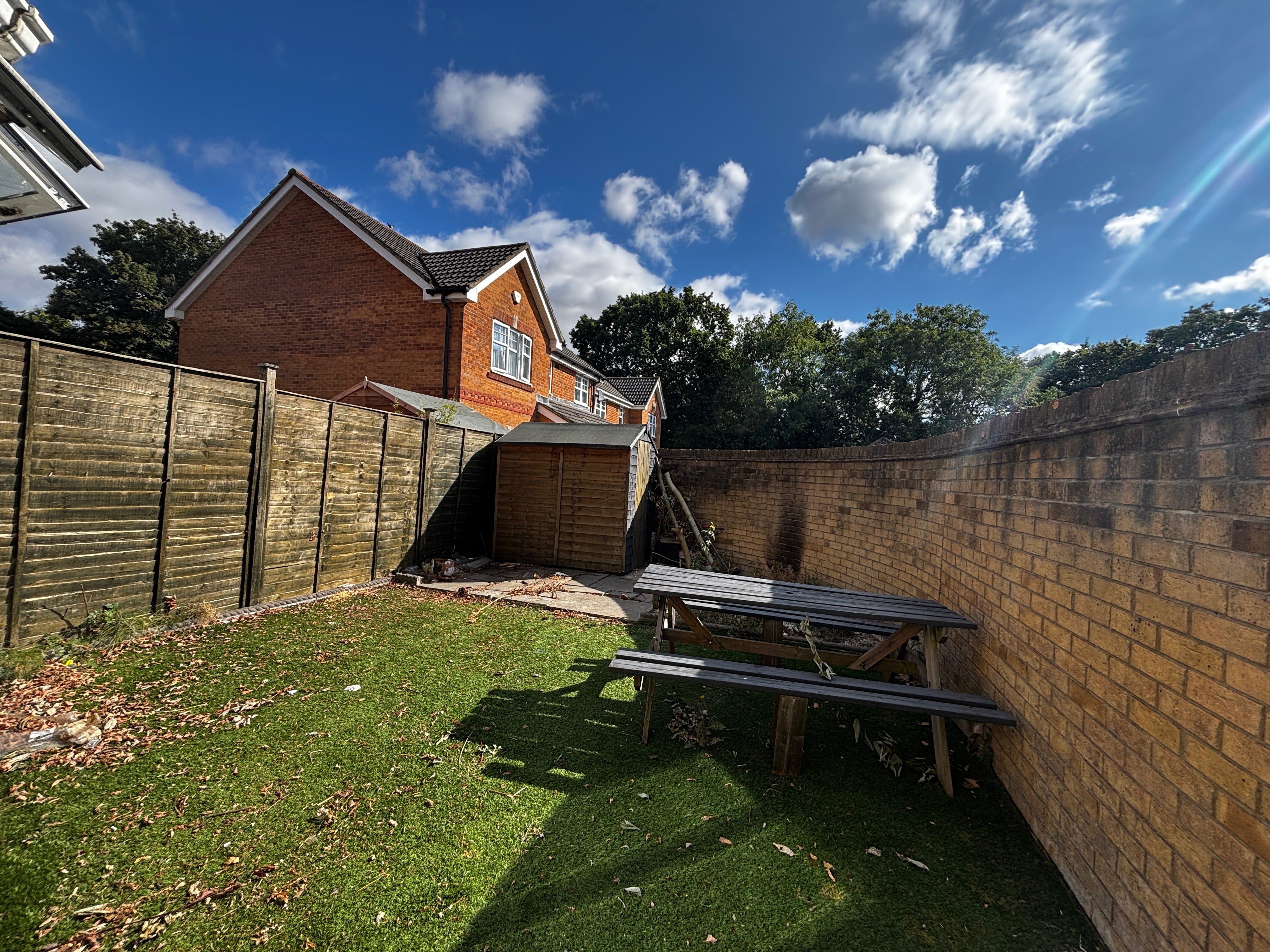 House Crystal Way in Bradley Stoke