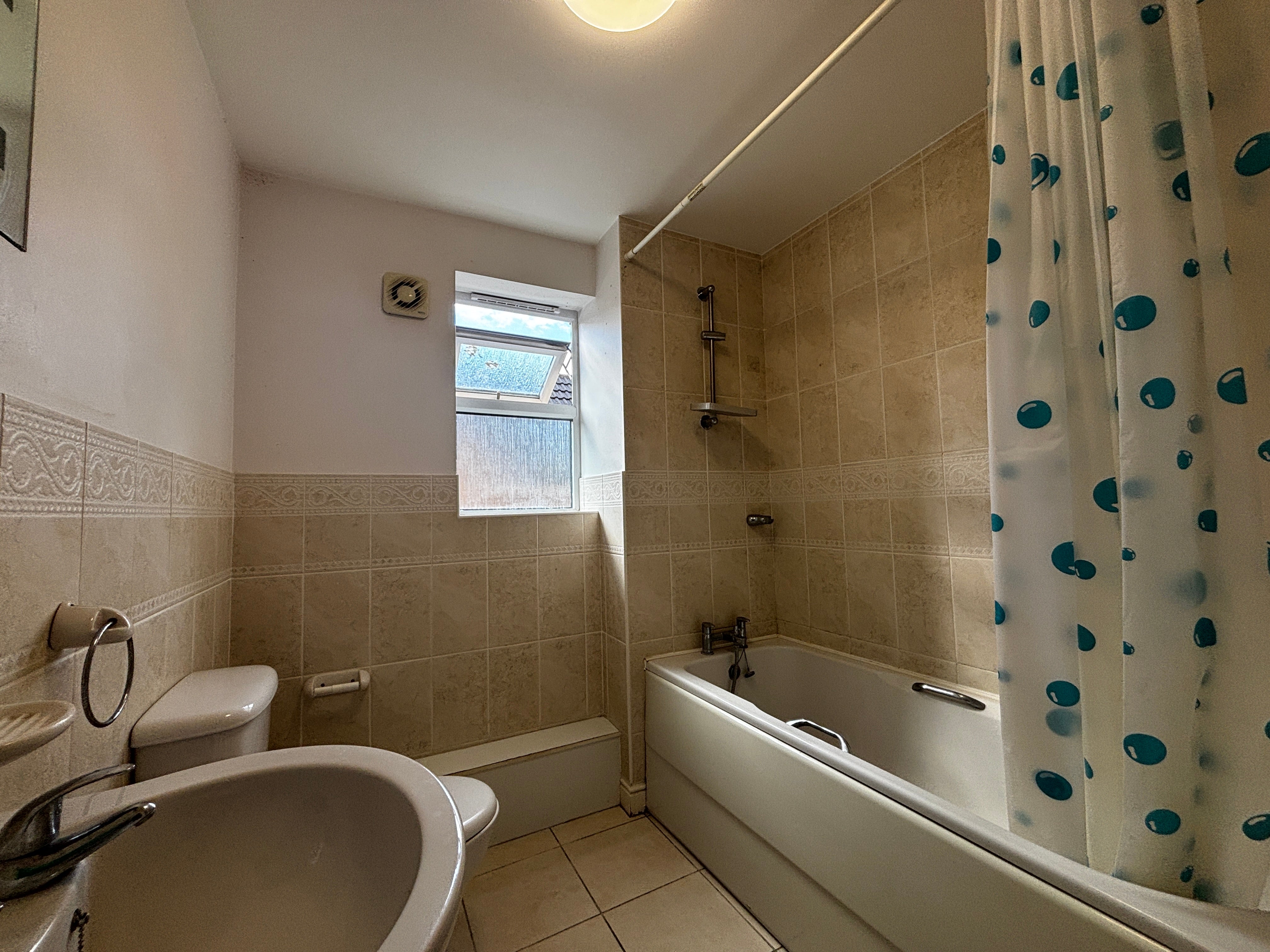 House Crystal Way in Bradley Stoke