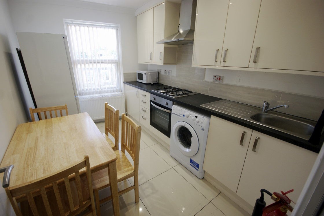 Flat York Way in Greater London
