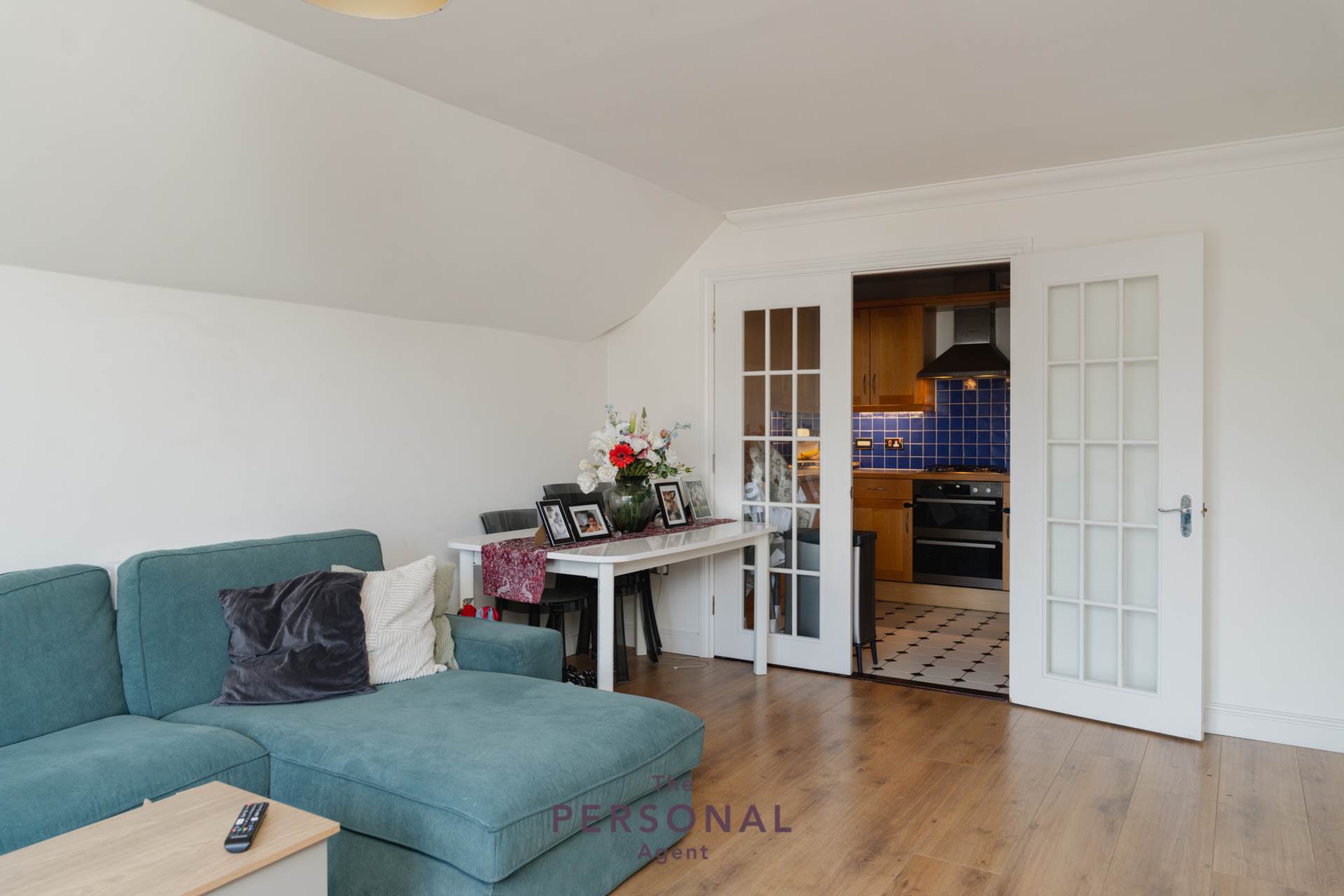 Flat Kingston Road in Epsom and Ewell