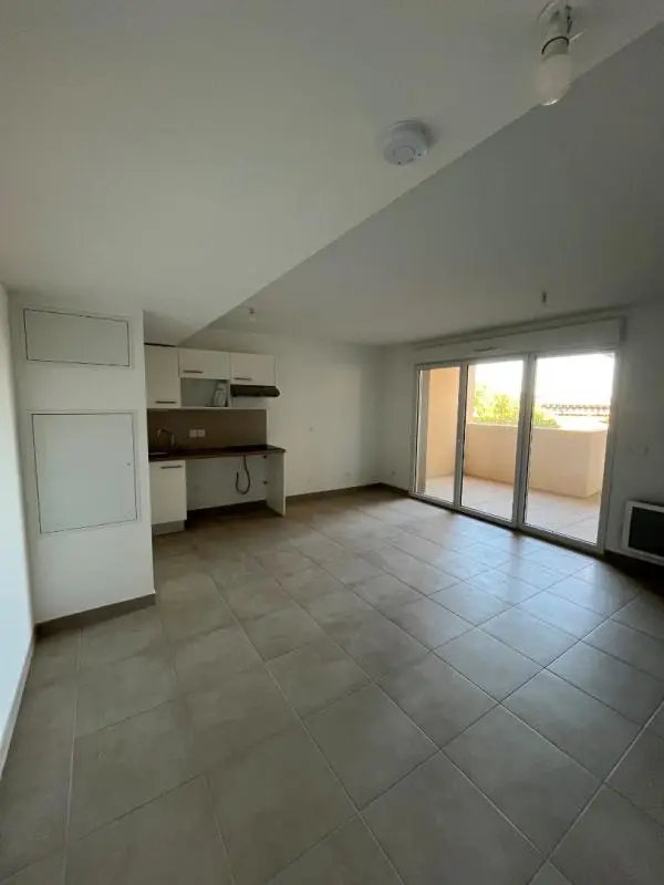 Flat Rue Avicenne in Arles