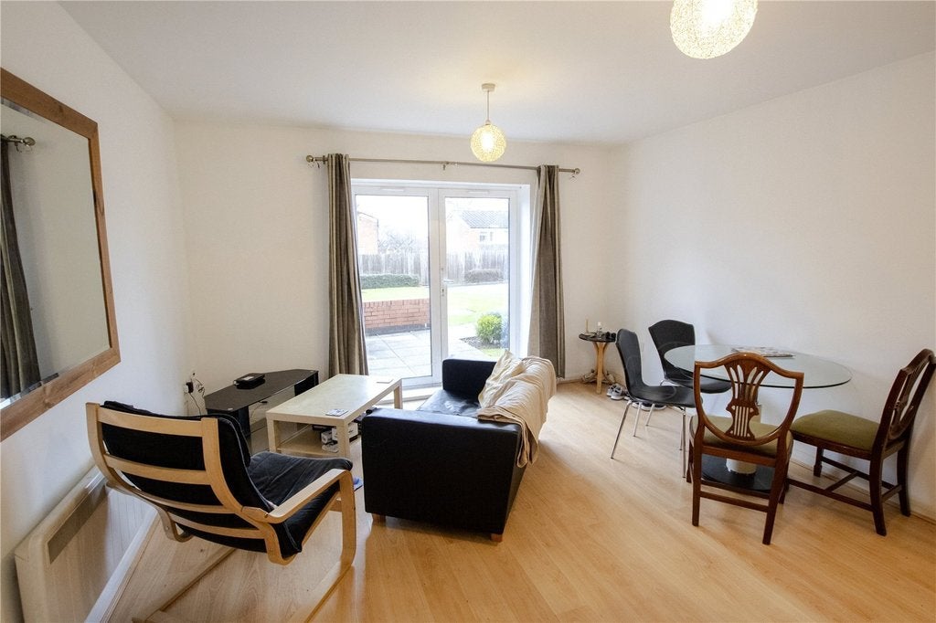 Flat Heeley Road in Birmingham