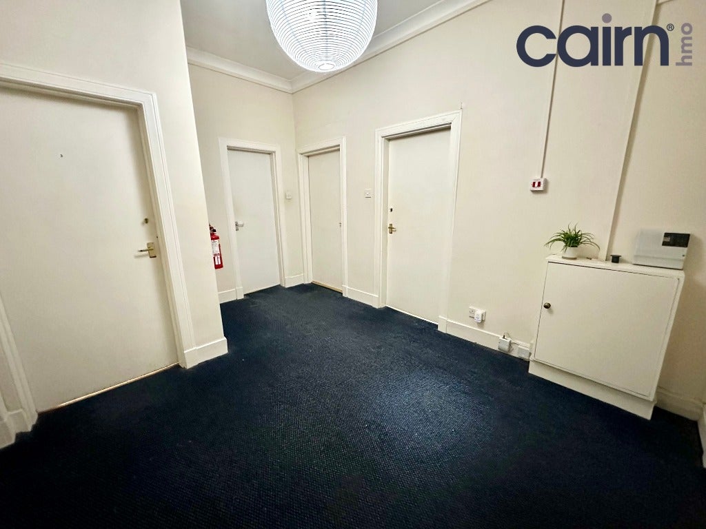 Room Ruthven Street in Glasgow