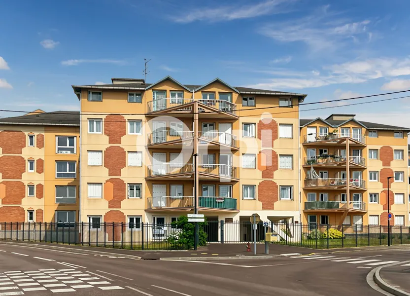 Flat Rue Florence Arthaud in Évreux